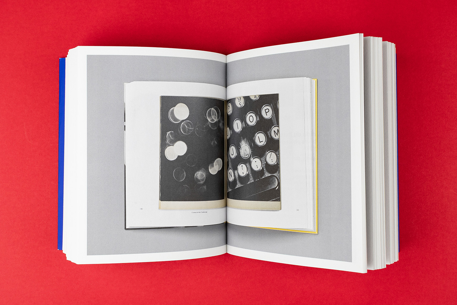 The book of books on photobooks Galerie les Yeux Ouverts Innocences Publishing