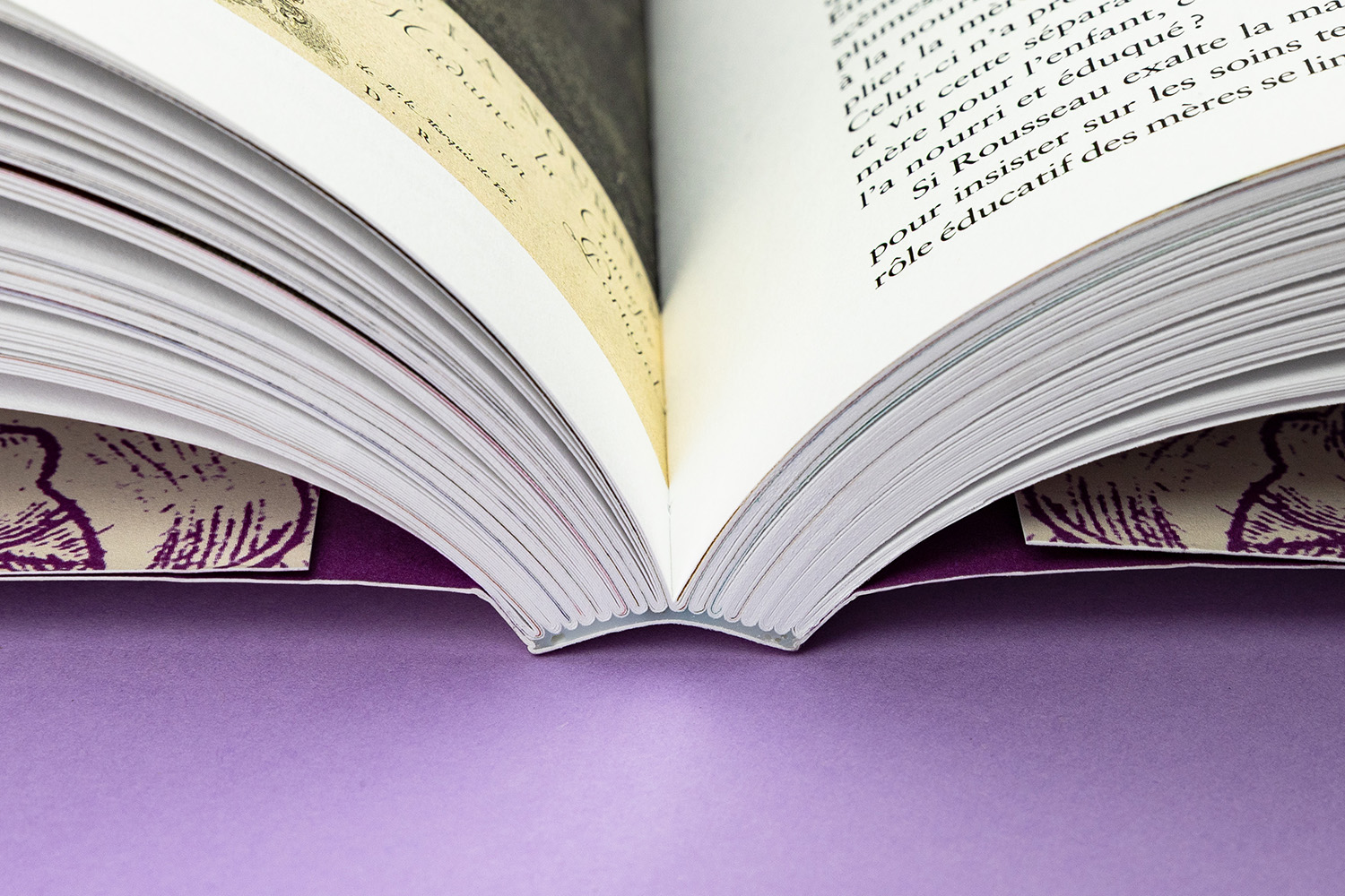 Maternité Bnf reliure broché cousú