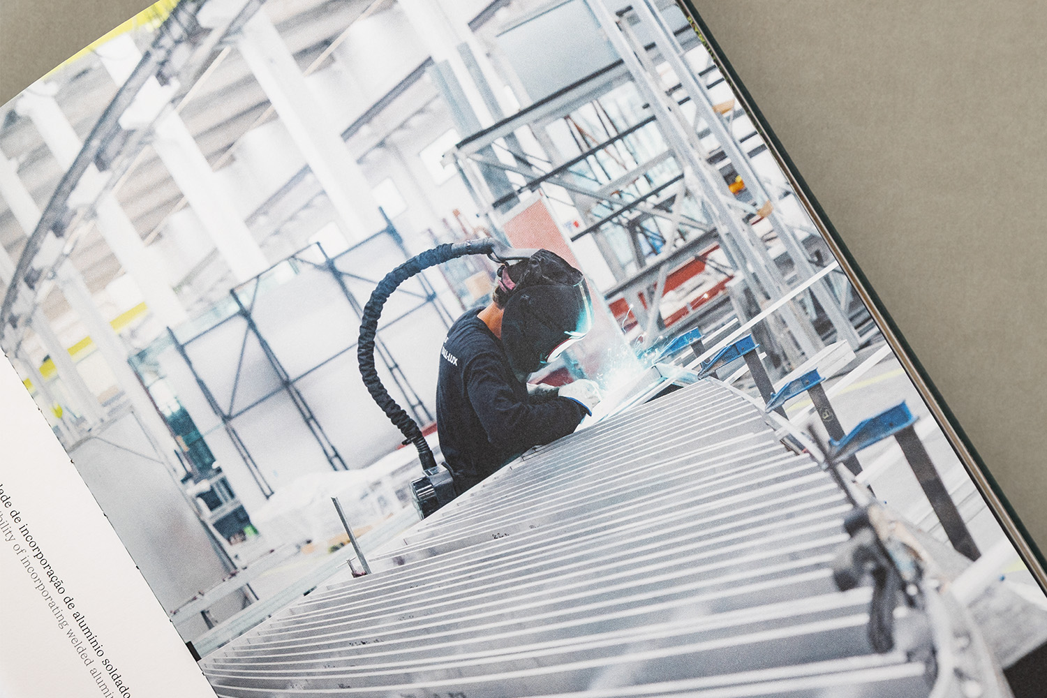 Alumilux catalogo AX Project special corporate book
