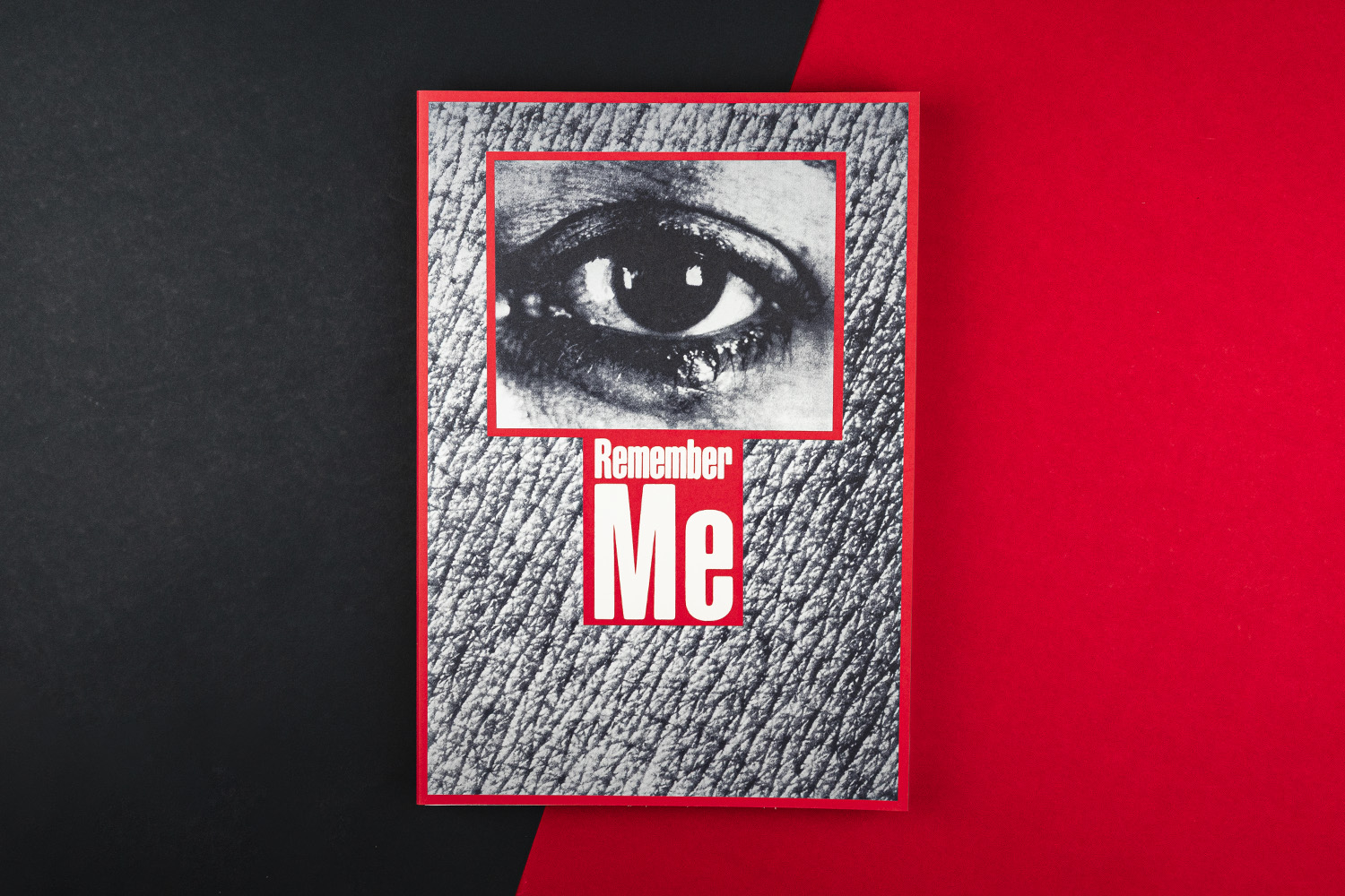 01-Remember Me leporello Pinault Collection